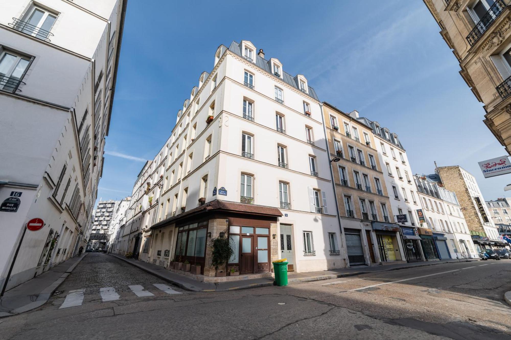 Studio Bien Equipe Proche De Toutes Commodites -2P Paris Extérieur photo